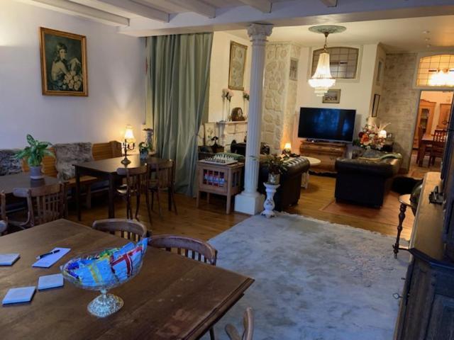B&B Petit Chateau - Stijlvol Verblijf Centraal Gelegen In Zeeuws Vlaanderen Biervliet Esterno foto